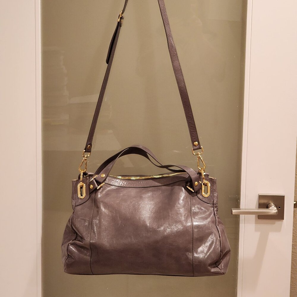 Brand New!! BEVINI: Italian Light Weight Dove Gray Leather bag - Picture 8 of 16